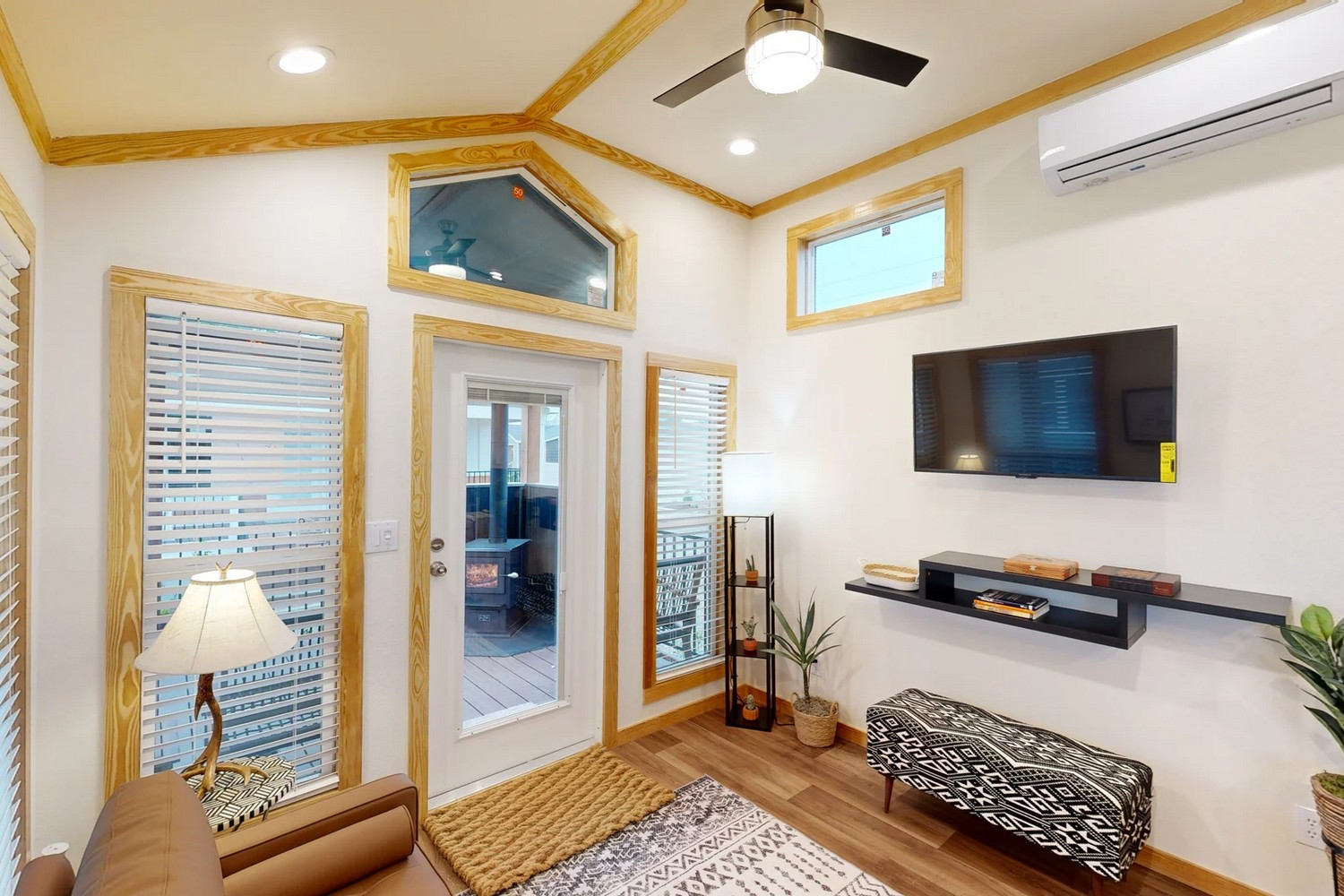 Brazos_PC-541P_Park_Cottage_Park_model_RV_Tiny_Home-18